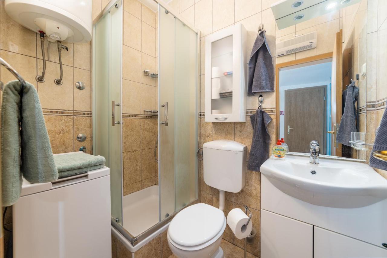 Family Apartment *